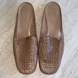 SESTO MEUCCI mules, tan woven leather upper. Size 10.5 EUC